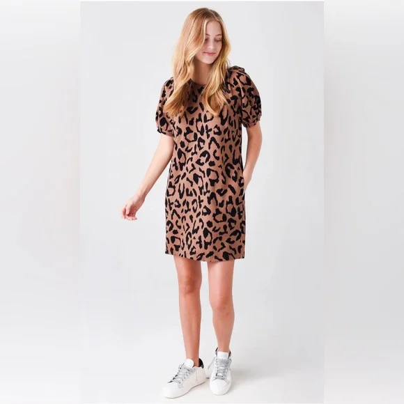 NWT Velvet by Graham and Spencer Renee Dress - Picture 2 of 6